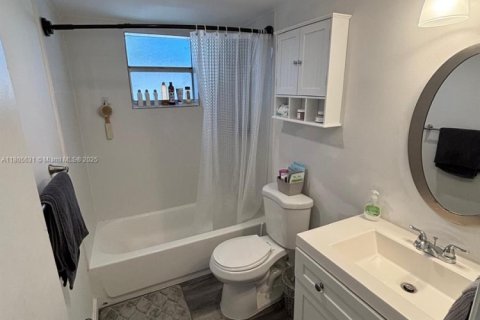 Condo in Boca Raton, Florida, 3 bedrooms  № 1864415 - photo 20