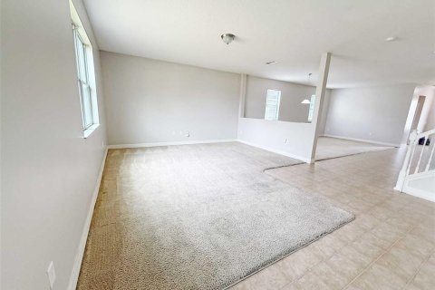 House in Orlando, Florida 5 bedrooms, 337.05 sq.m. № 1532599 - photo 17