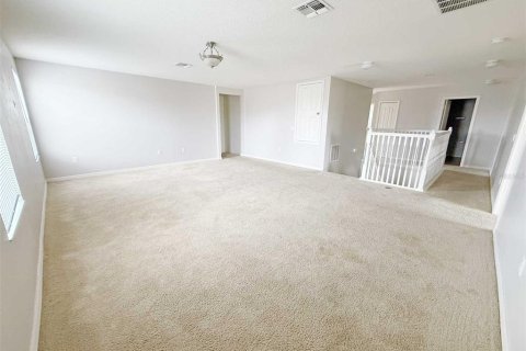 House in Orlando, Florida 5 bedrooms, 337.05 sq.m. № 1532599 - photo 25
