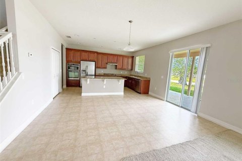 House in Orlando, Florida 5 bedrooms, 337.05 sq.m. № 1532599 - photo 18