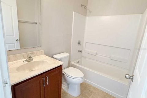 House in Orlando, Florida 5 bedrooms, 337.05 sq.m. № 1532599 - photo 6
