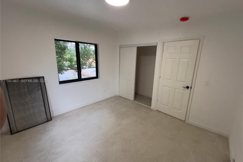Propiedad comercial en venta en Miami, Florida, 371.42 m2 № 2054869 - foto 26