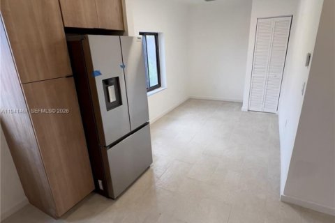 Propiedad comercial en venta en Miami, Florida, 371.42 m2 № 2054869 - foto 20