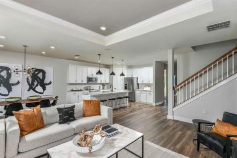 Casa en venta en Davenport, Florida, 5 dormitorios, 242.94 m2 № 1878267 - foto 5