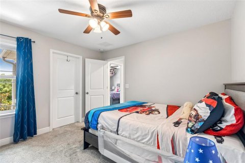 Townhouse in LAKESHORE in Lutz, Florida 3 bedrooms, 214.33 sq.m. № 2400287 - photo 28