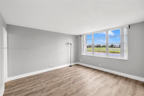 Снять в аренду кондоминиум в Дейви, Флорида 2 спальни, 99.41м2, № 2003866 - фото 3