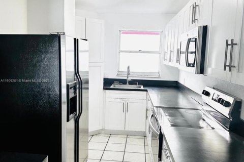 Снять в аренду кондоминиум в Хайалиа, Флорида 3 спальни, 120.77м2, № 2018958 - фото 16