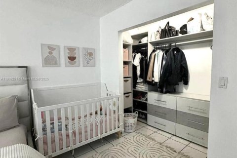 Снять в аренду кондоминиум в Хайалиа, Флорида 3 спальни, 120.77м2, № 2018958 - фото 12