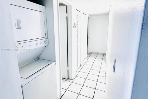 Снять в аренду кондоминиум в Хайалиа, Флорида 3 спальни, 120.77м2, № 2018958 - фото 5