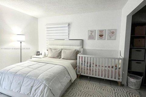 Снять в аренду кондоминиум в Хайалиа, Флорида 3 спальни, 120.77м2, № 2018958 - фото 11