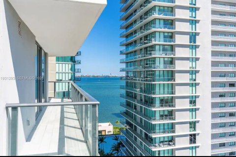 Copropriété à louer à Miami, Floride: 1 chambre, 69.31 m2 № 2088662 - photo 1