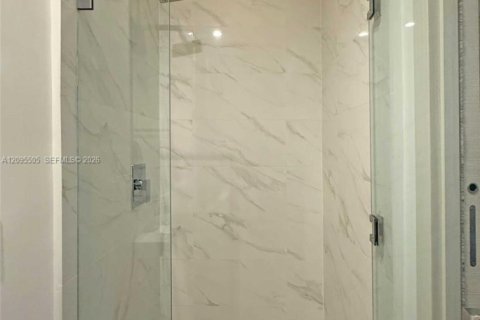 Copropriété à louer à Miami, Floride: 1 chambre, 81.85 m2 № 2387141 - photo 26