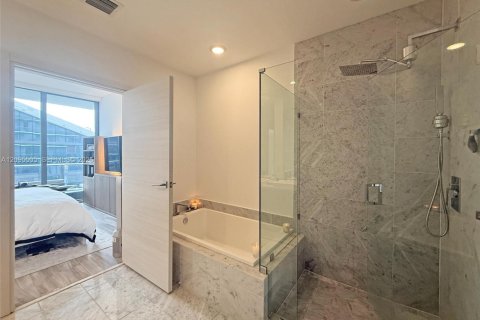 Copropriété à louer à Miami, Floride: 1 chambre, 81.85 m2 № 2387141 - photo 25