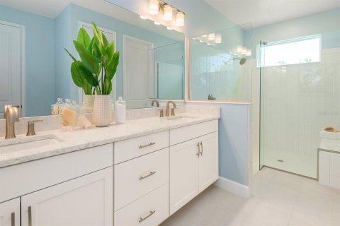 Casa en venta en Apollo Beach, Florida, 4 dormitorios, 221.48 m2 № 1780656 - foto 9