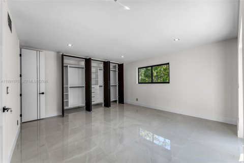 Купить виллу или дом в Пайнкрест, Флорида 3 спальни, 202.9м2, № 2052180 - фото 27