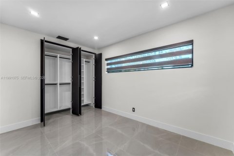 Купить виллу или дом в Пайнкрест, Флорида 3 спальни, 202.9м2, № 2052180 - фото 20