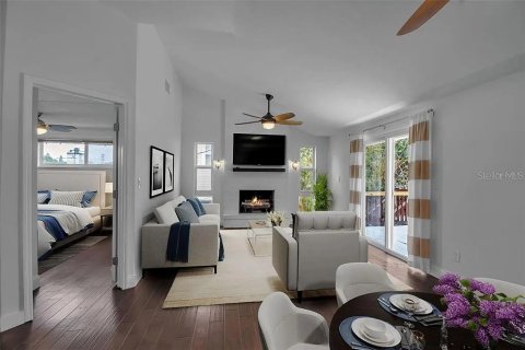 House in Palm Harbor, Florida 4 bedrooms, 165.74 sq.m. № 1913111 - photo 21