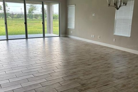 House in Apollo Beach, Florida 3 bedrooms, 198.81 sq.m. № 1870230 - photo 7