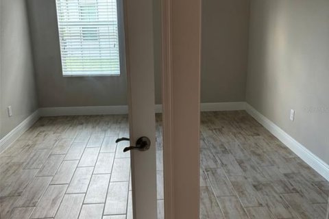 House in Apollo Beach, Florida 3 bedrooms, 198.81 sq.m. № 1870230 - photo 8