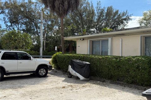 Commercial property in North Miami, Florida 265.42 sq.m. № 1867203 - photo 5