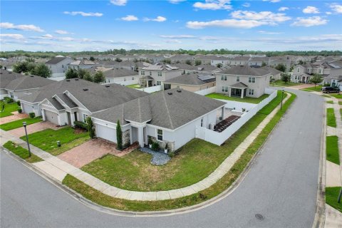 Casa en Davenport, Florida 3 dormitorios, 159.51 m2 № 2371578