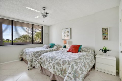 Copropriété à vendre à Pompano Beach, Floride: 2 chambres, 103.12 m2 № 2089169 - photo 16