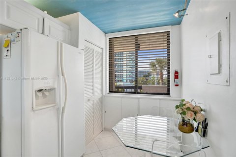 Copropriété à vendre à Pompano Beach, Floride: 2 chambres, 103.12 m2 № 2089169 - photo 22