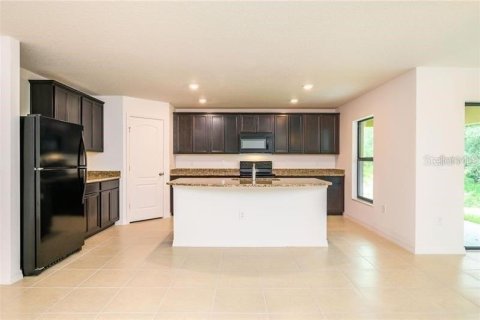 Casa en venta en Leesburg, Florida, 5 dormitorios, 180.6 m2 № 2419941 - foto 9