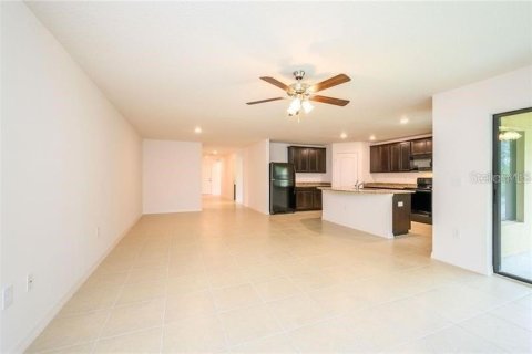 Casa en venta en Leesburg, Florida, 5 dormitorios, 180.6 m2 № 2419941 - foto 10