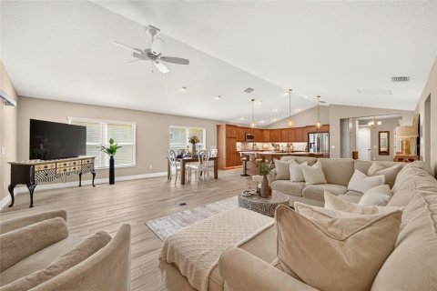 Villa ou maison à vendre à The Villages, Floride: 3 chambres, 184.5 m2 № 2431822 - photo 23