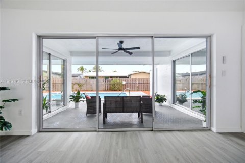 Купить виллу или дом в Санрайз, Флорида 3 спальни, 146.79м2, № 2043548 - фото 8