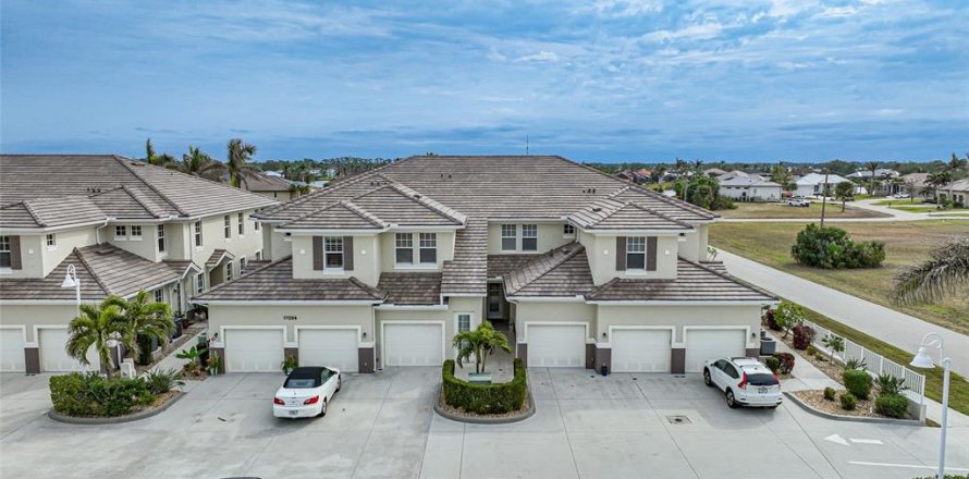 Condo in Punta Gorda, Florida, 2 bedrooms № 1901909