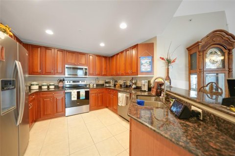 Condo in Punta Gorda, Florida, 2 bedrooms  № 1901909 - photo 8