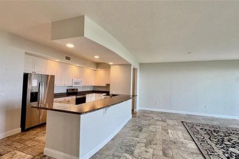 Condo in New Smyrna Beach, Florida, 3 bedrooms  № 2206927 - photo 25