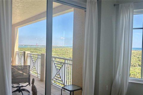 Condo in New Smyrna Beach, Florida, 3 bedrooms  № 2206927 - photo 8