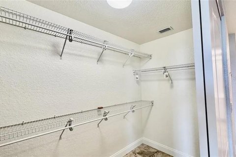 Condo in New Smyrna Beach, Florida, 3 bedrooms  № 2206927 - photo 16