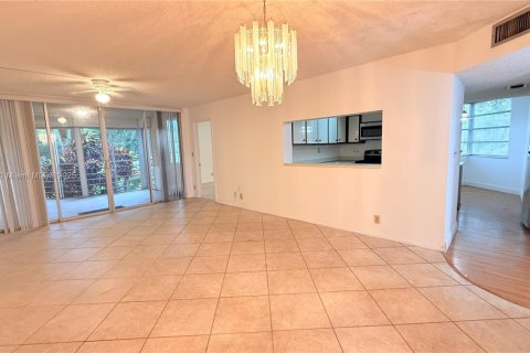 Copropriété à vendre à Davie, Floride: 3 chambres, 107.3 m2 № 1955876 - photo 28