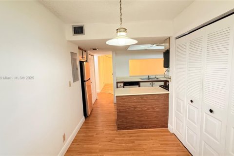 Copropriété à vendre à Davie, Floride: 3 chambres, 107.3 m2 № 1955876 - photo 6