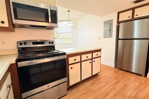 Copropriété à vendre à Davie, Floride: 3 chambres, 107.3 m2 № 1955876 - photo 4