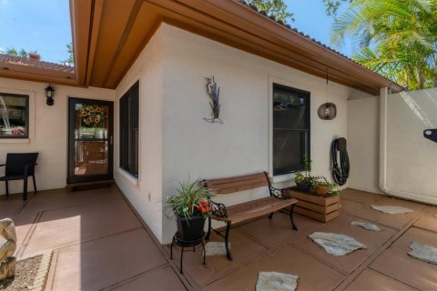 House in Bradenton, Florida 2 bedrooms, 161.65 sq.m. № 1654317 - photo 5