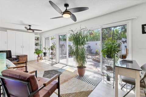 House in Bradenton, Florida 2 bedrooms, 161.65 sq.m. № 1654317 - photo 28