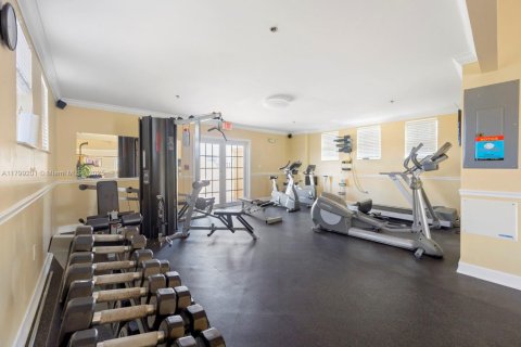 Condominio en alquiler en Coral Gables, Florida, 3 dormitorios, 116.13 m2 № 1937894 - foto 27