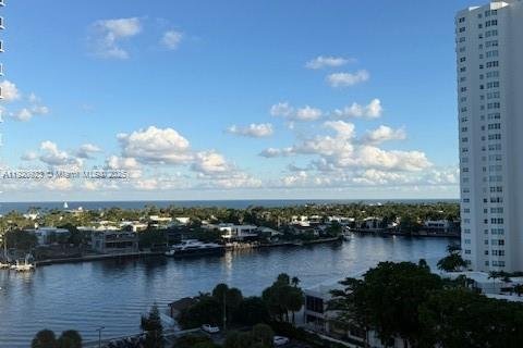 Copropriété à vendre à Aventura, Floride: 2 chambres, 105.54 m2 № 2038008 - photo 9