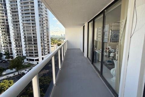 Copropriété à vendre à Aventura, Floride: 2 chambres, 105.54 m2 № 2038008 - photo 10
