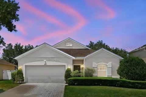 House in Kissimmee, Florida 4 bedrooms, 170.85 sq.m. № 2214863 - photo 3