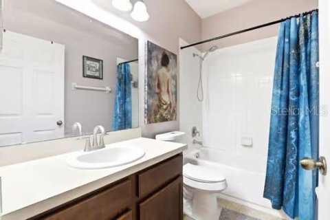 House in Kissimmee, Florida 4 bedrooms, 170.85 sq.m. № 2214863 - photo 21