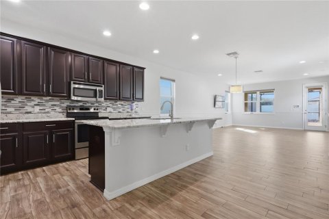 Villa ou maison à vendre à Wesley Chapel, Floride: 4 chambres, 212.1 m2 № 2200100 - photo 7