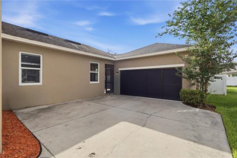 Villa ou maison à vendre à Wesley Chapel, Floride: 4 chambres, 212.1 m2 № 2200100 - photo 28