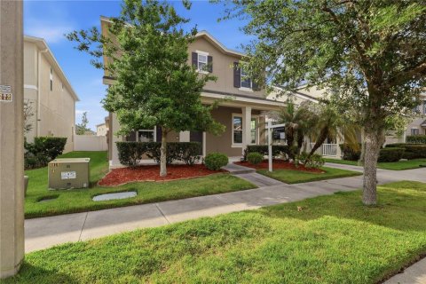 House in Wesley Chapel, Florida 4 bedrooms, 212.1 sq.m. № 2200100