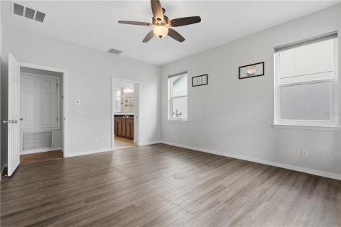 Villa ou maison à vendre à Wesley Chapel, Floride: 4 chambres, 212.1 m2 № 2200100 - photo 20